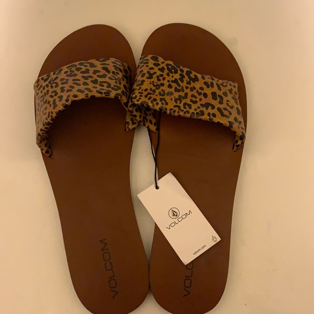 Brand new Volcom sandals